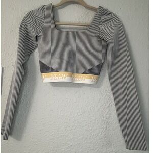 YLLW Grey Ribbed Long Sleeve Crop Top Square Neck Athletic Shirt Womens Small